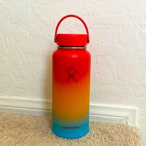 Brand new Hydroflask pineapple keiki guava colo 32oz